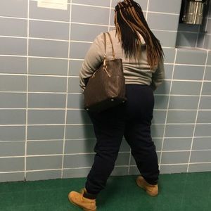 Meet your Posher, Tamari